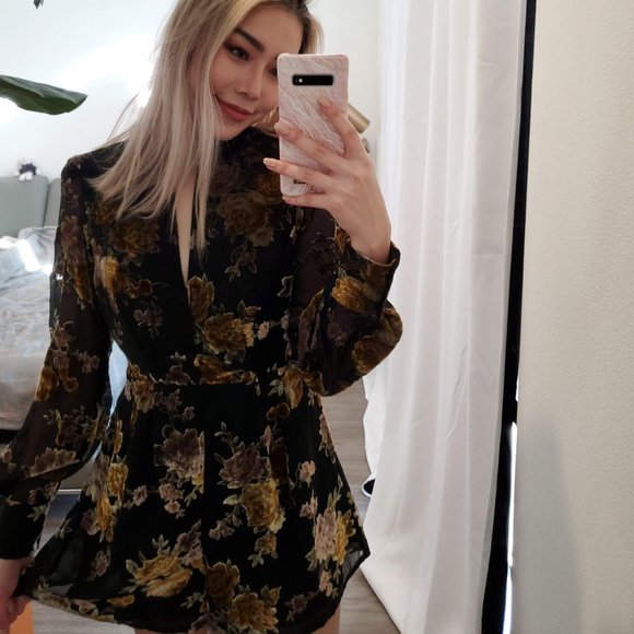 ASTR the Label RACHEL ROMPER (SIZE SMALL) - Picture 5 of 5